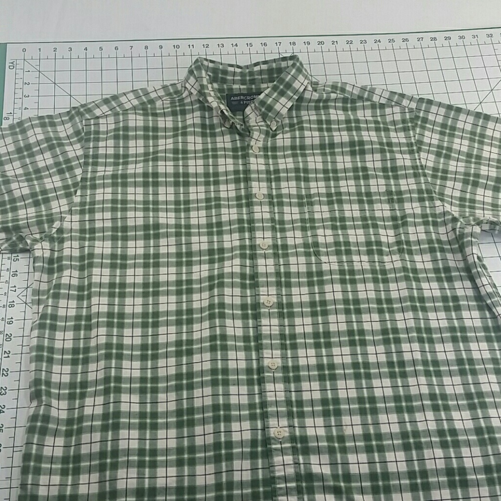 Abercrombie and Fitch Button Down Short Slv Shirt